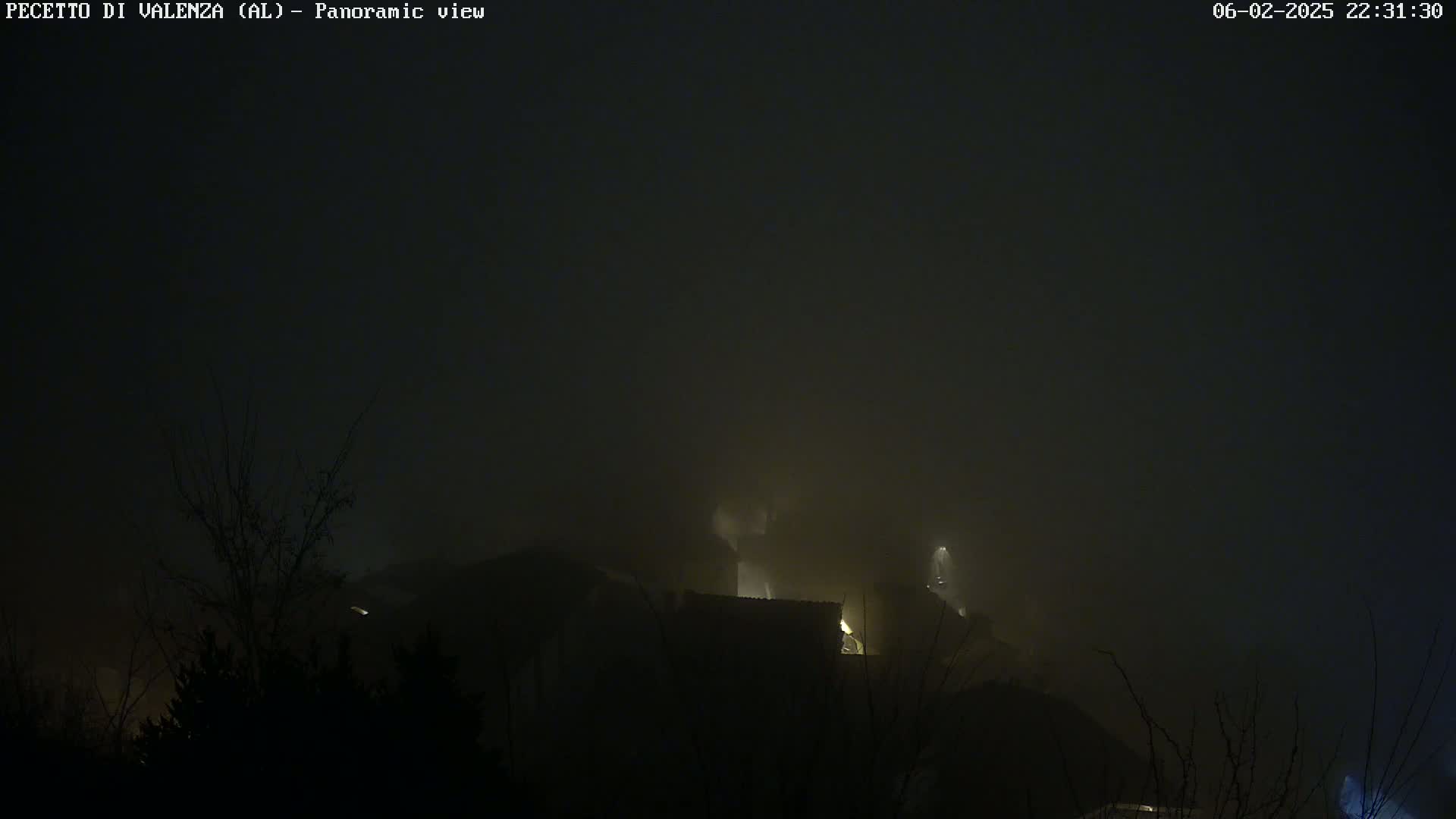 Pecetto di Valenza La Rocca Live Cam - Pecetto di Valenza, Piedmont, Italy