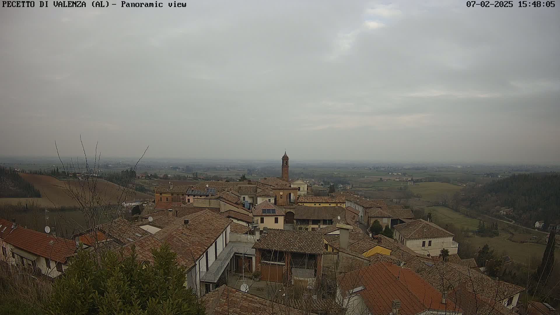 Pecetto di Valenza La Rocca Live Cam - Pecetto di Valenza, Piedmont, Italy