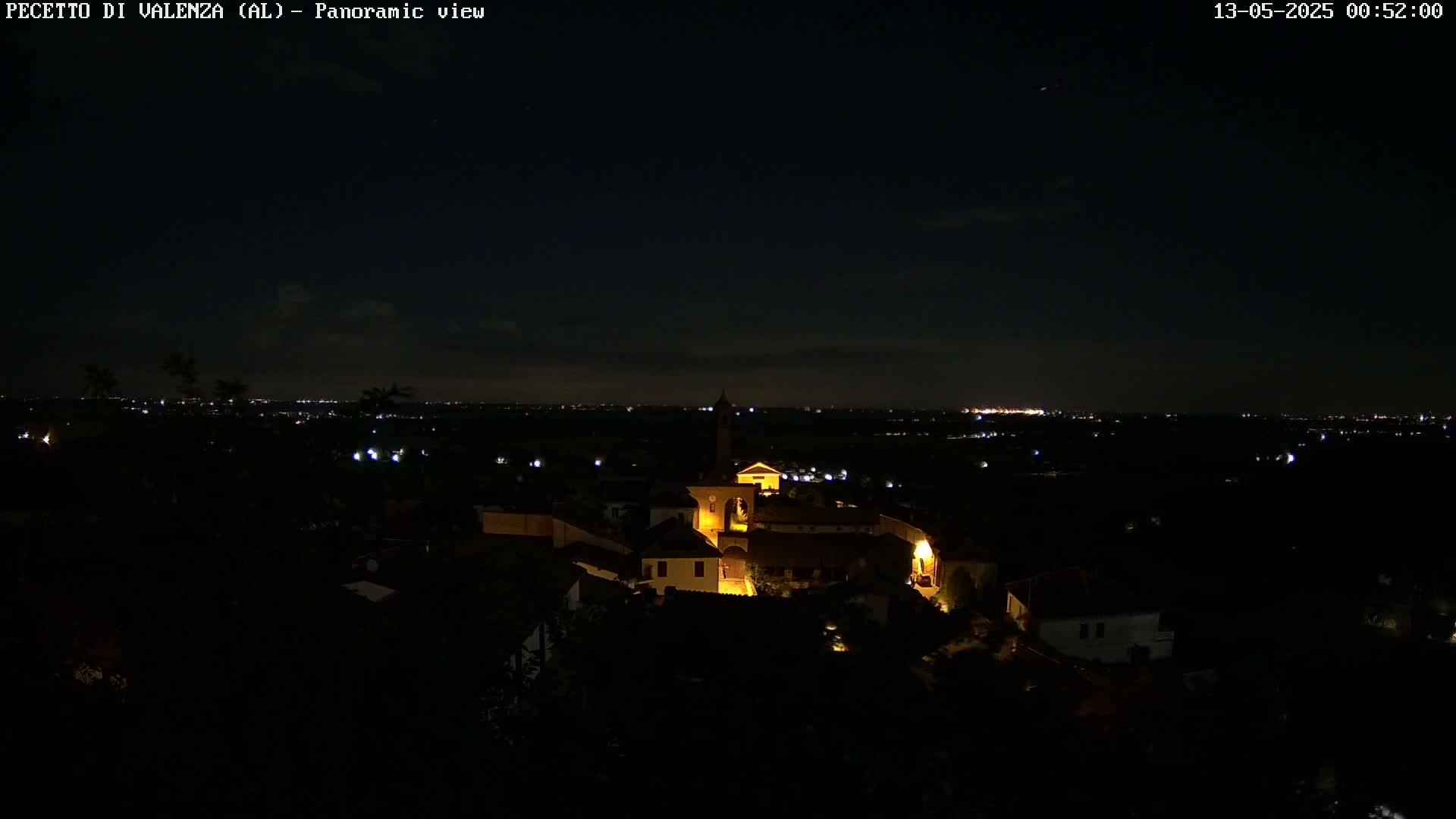 Pecetto di Valenza La Rocca Live Cam - Pecetto di Valenza, Piedmont, Italy