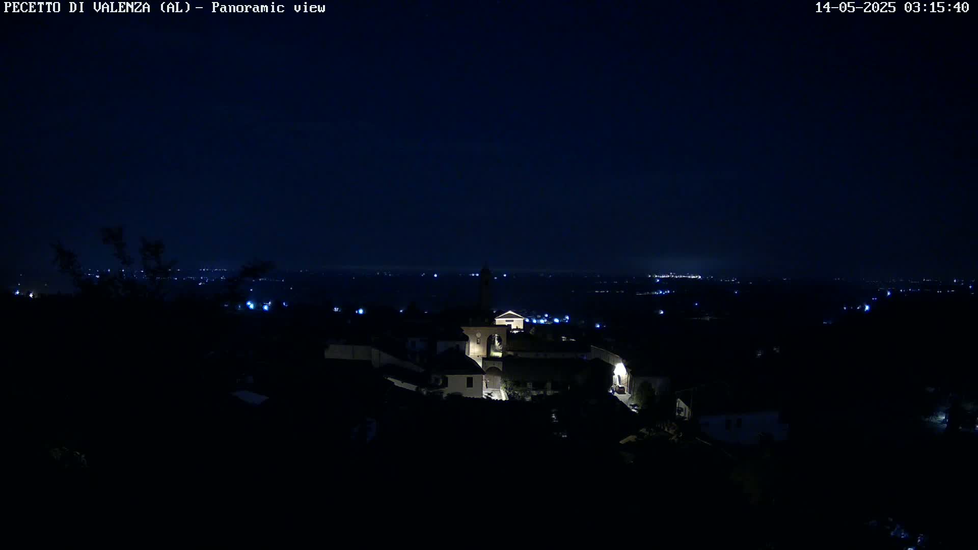 Pecetto di Valenza La Rocca Live Cam - Pecetto di Valenza, Piedmont, Italy