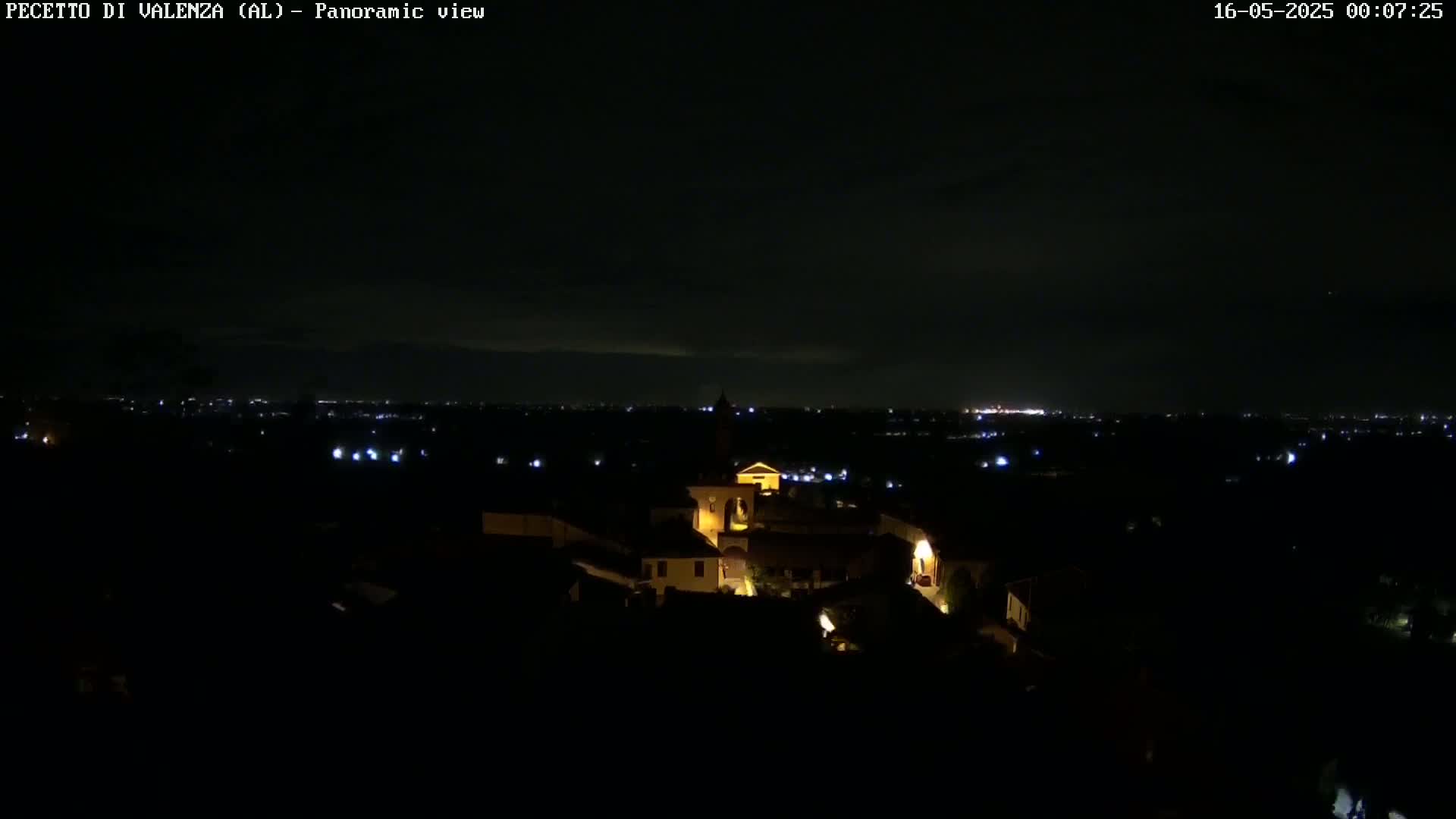 Pecetto di Valenza La Rocca Live Cam - Pecetto di Valenza, Piedmont, Italy