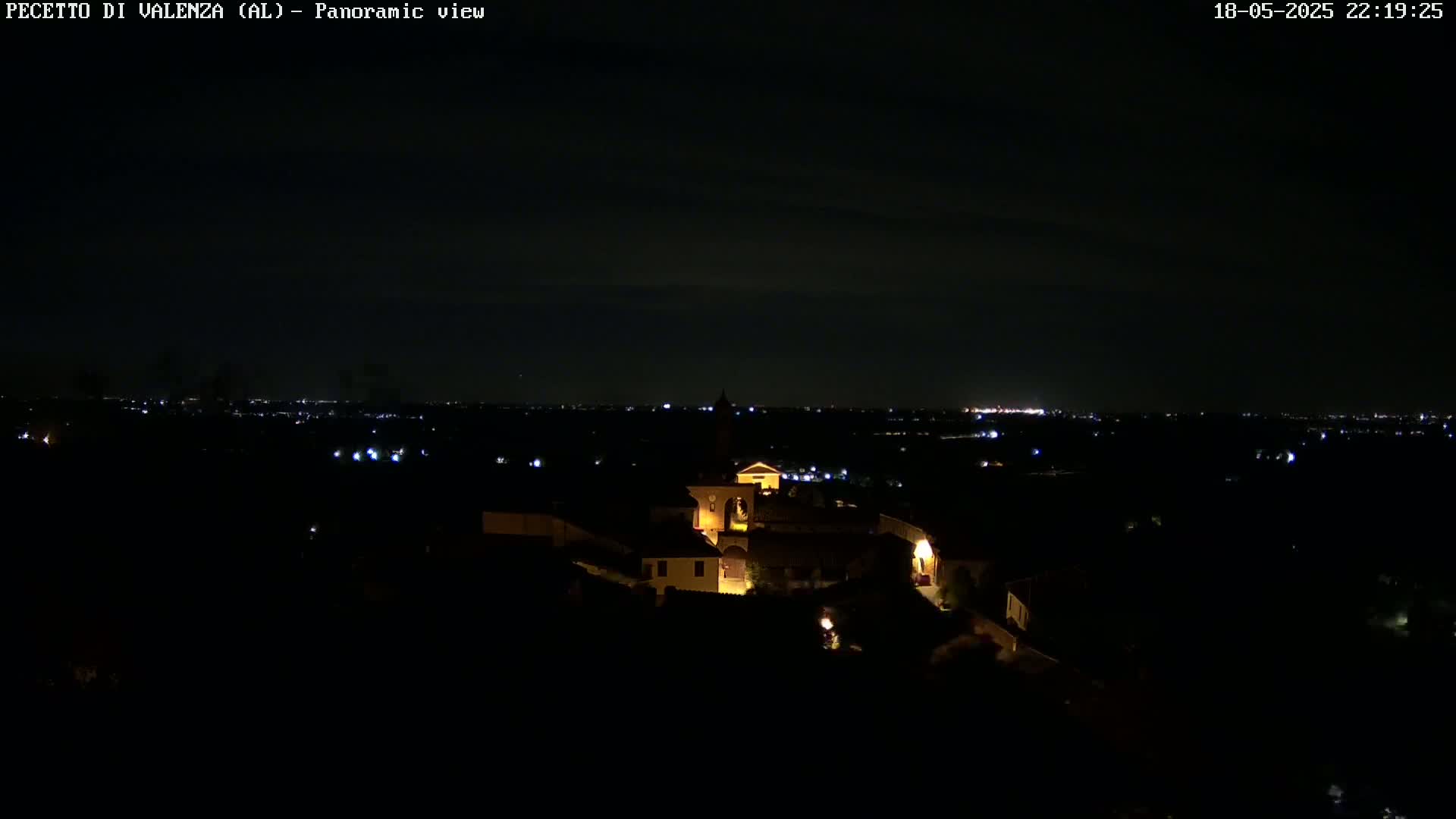 Pecetto di Valenza La Rocca Live Cam - Pecetto di Valenza, Piedmont, Italy