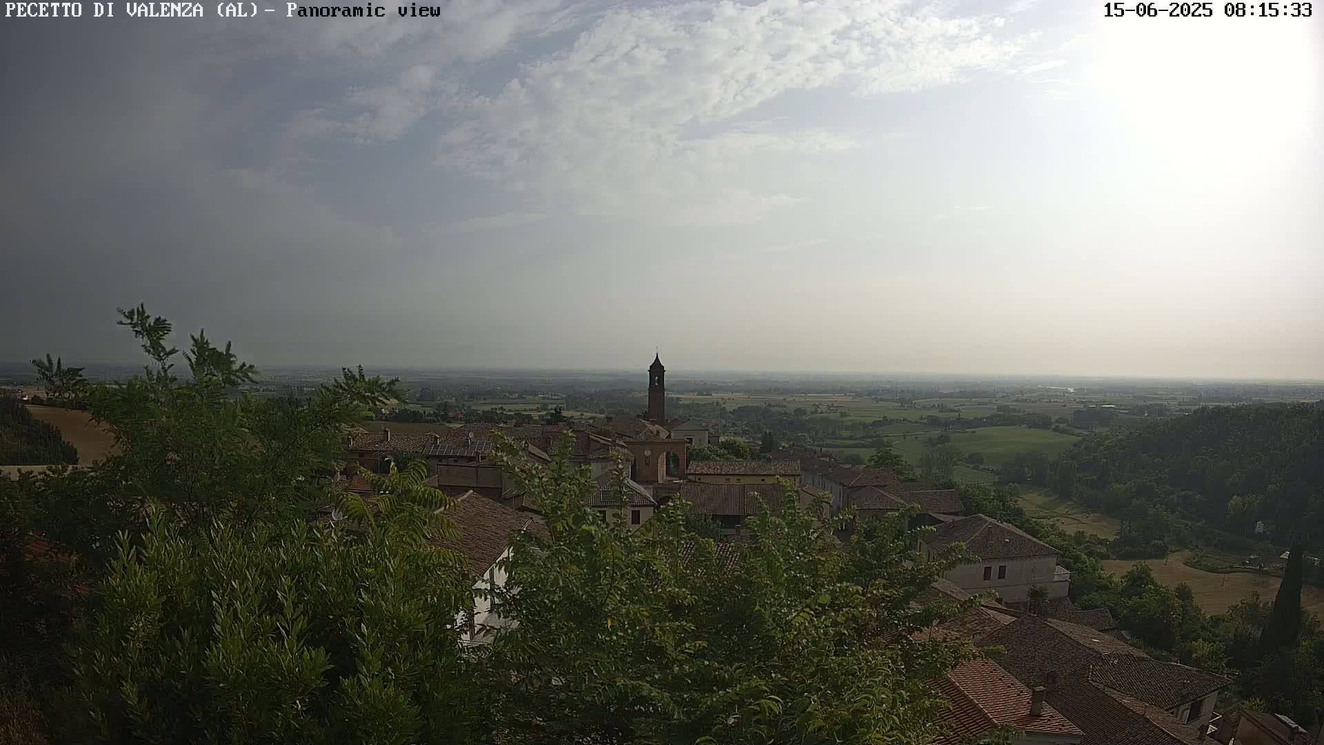 Pecetto di Valenza La Rocca Live Cam - Pecetto di Valenza, Piedmont, Italy