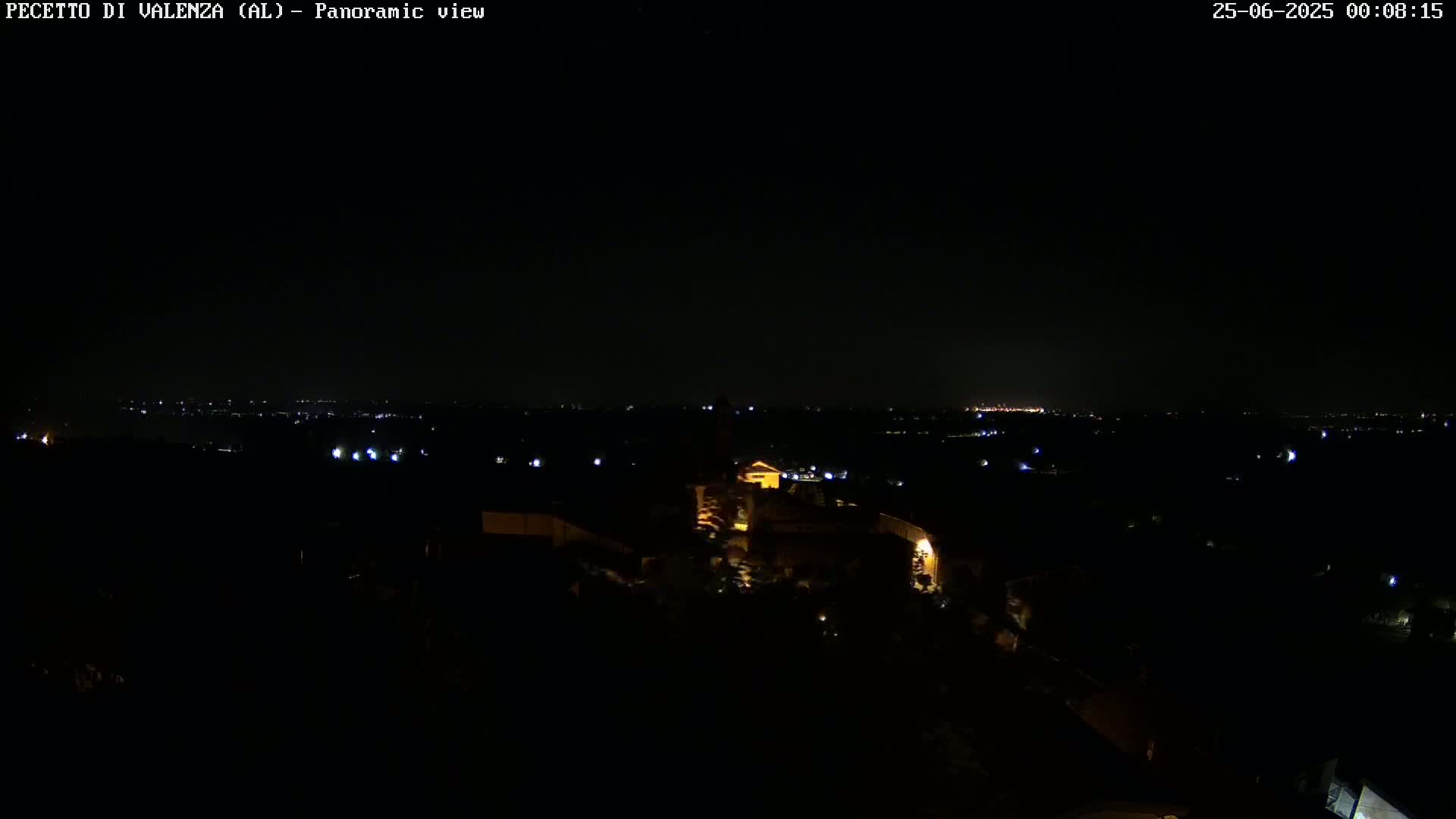 Pecetto di Valenza La Rocca Live Cam - Pecetto di Valenza, Piedmont, Italy