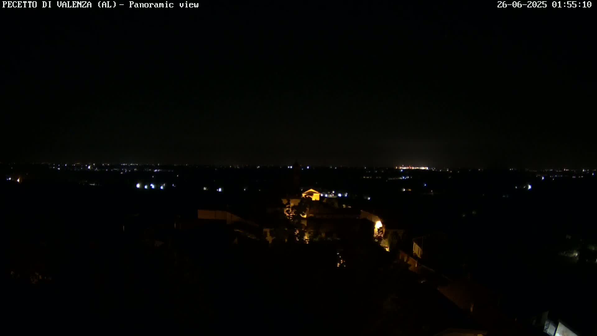 Pecetto di Valenza La Rocca Live Cam - Pecetto di Valenza, Piedmont, Italy
