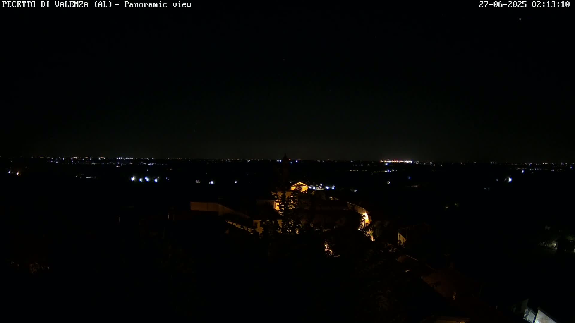 Pecetto di Valenza La Rocca Live Cam - Pecetto di Valenza, Piedmont, Italy