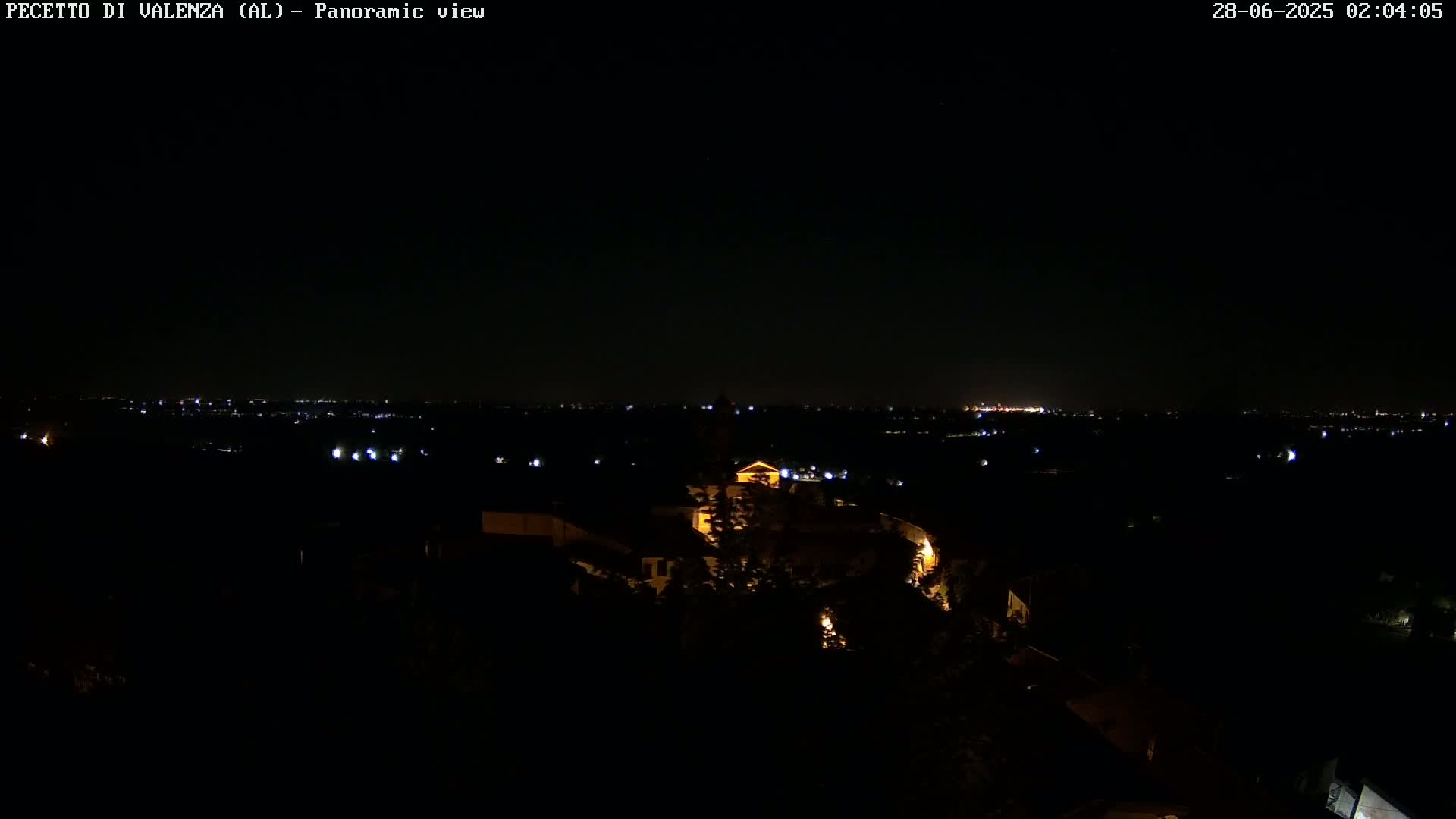 Pecetto di Valenza La Rocca Live Cam - Pecetto di Valenza, Piedmont, Italy