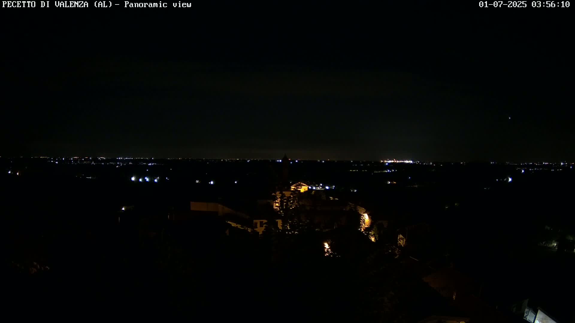 Pecetto di Valenza La Rocca Live Cam - Pecetto di Valenza, Piedmont, Italy