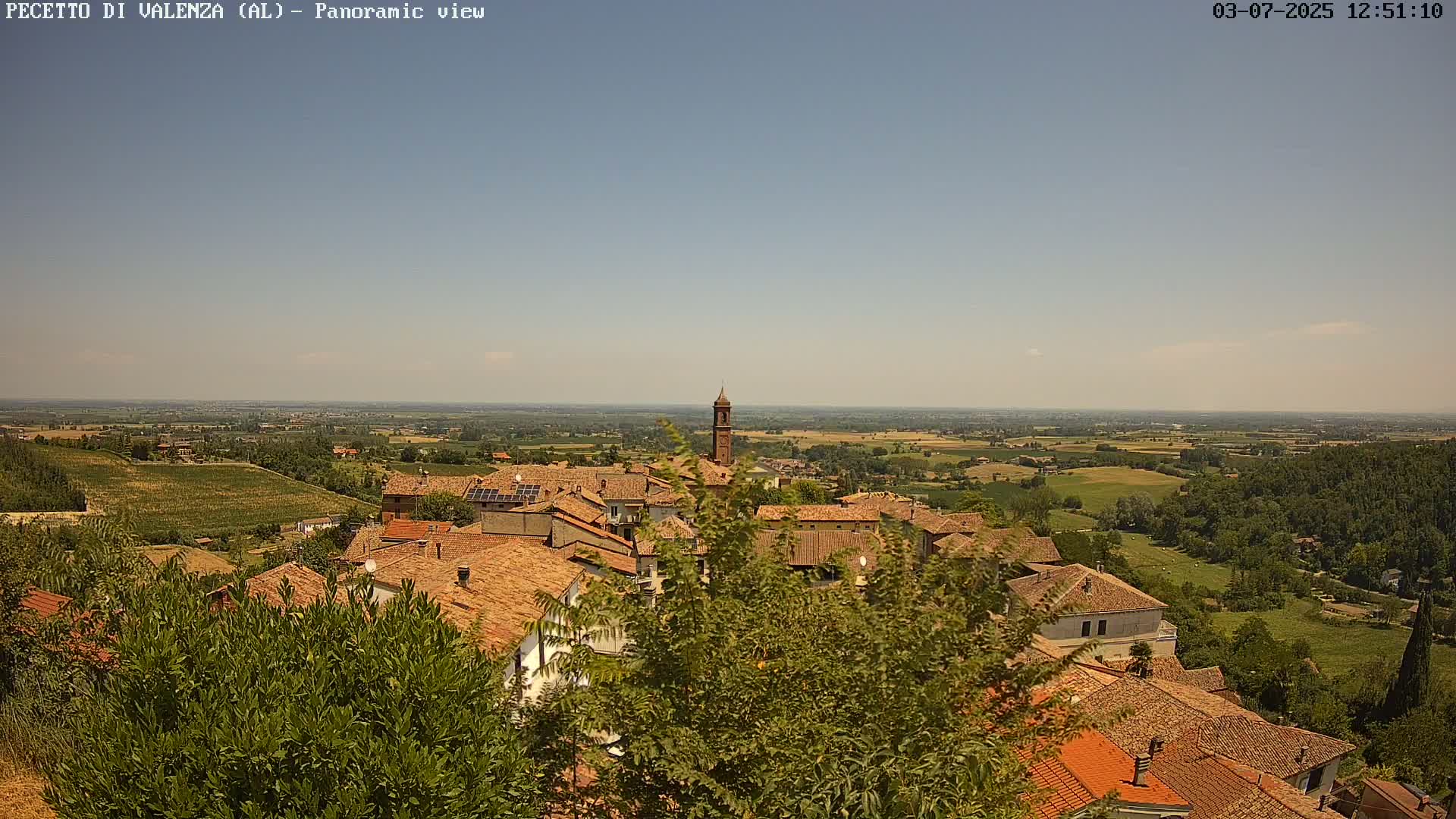 Pecetto di Valenza La Rocca Live Cam - Pecetto di Valenza, Piedmont, Italy