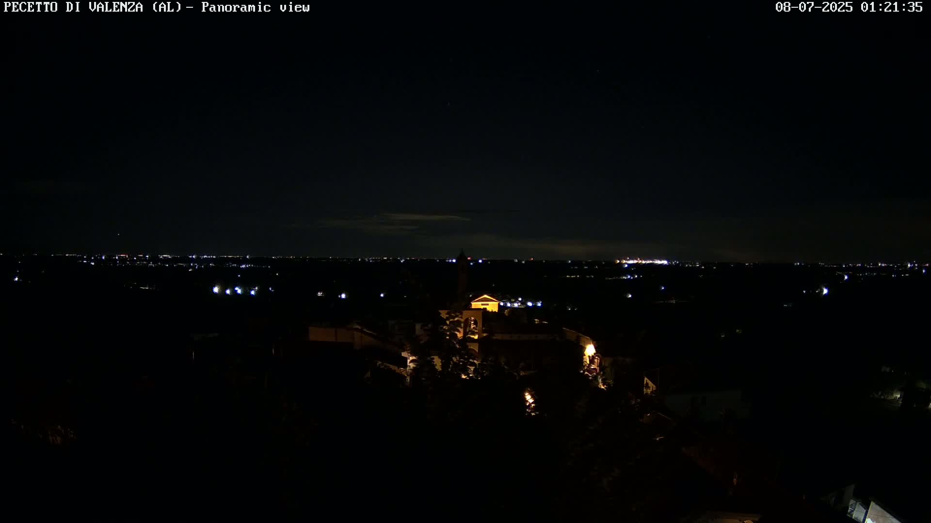 Pecetto di Valenza La Rocca Live Cam - Pecetto di Valenza, Piedmont, Italy