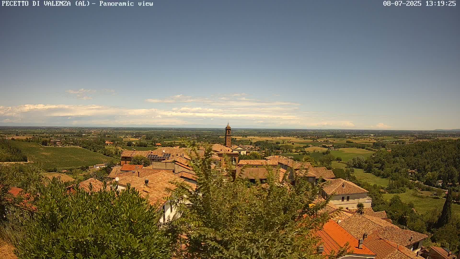 Pecetto di Valenza La Rocca Live Cam - Pecetto di Valenza, Piedmont, Italy