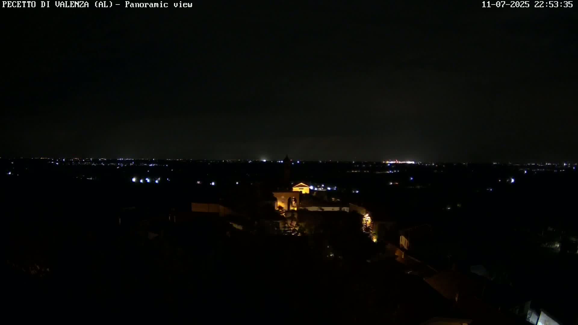 Pecetto di Valenza La Rocca Live Cam - Pecetto di Valenza, Piedmont, Italy