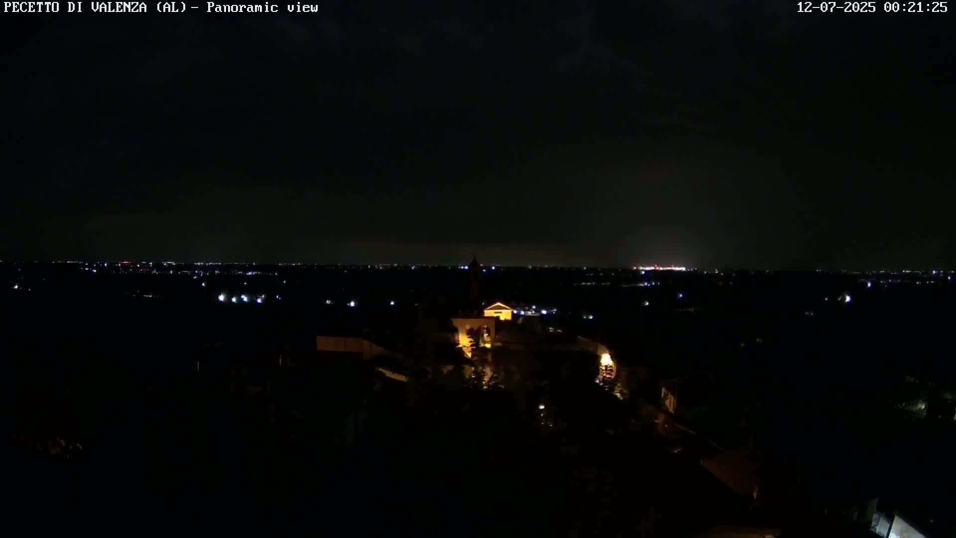 Pecetto di Valenza La Rocca Live Cam - Pecetto di Valenza, Piedmont, Italy
