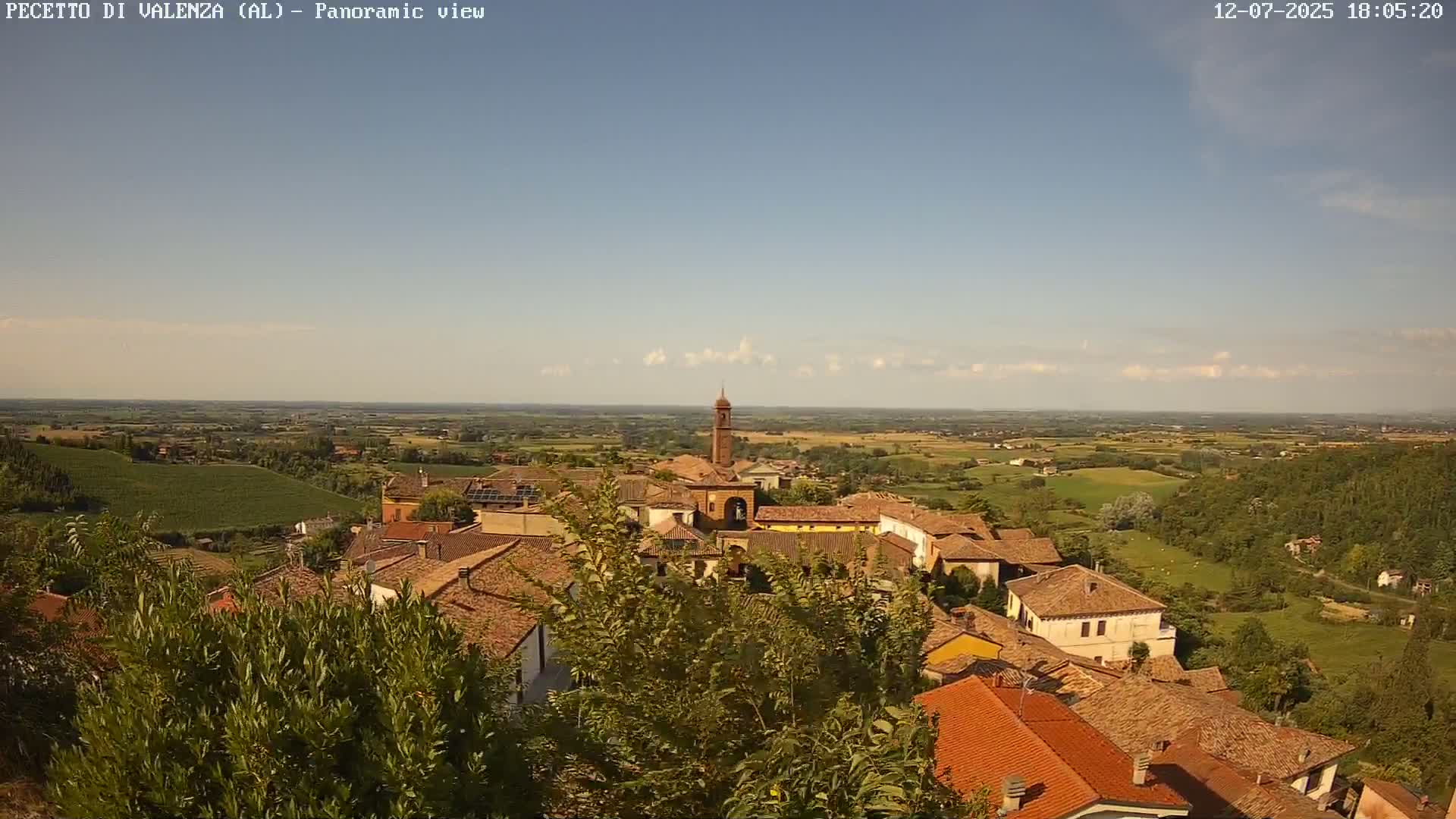 Pecetto di Valenza La Rocca Live Cam - Pecetto di Valenza, Piedmont, Italy