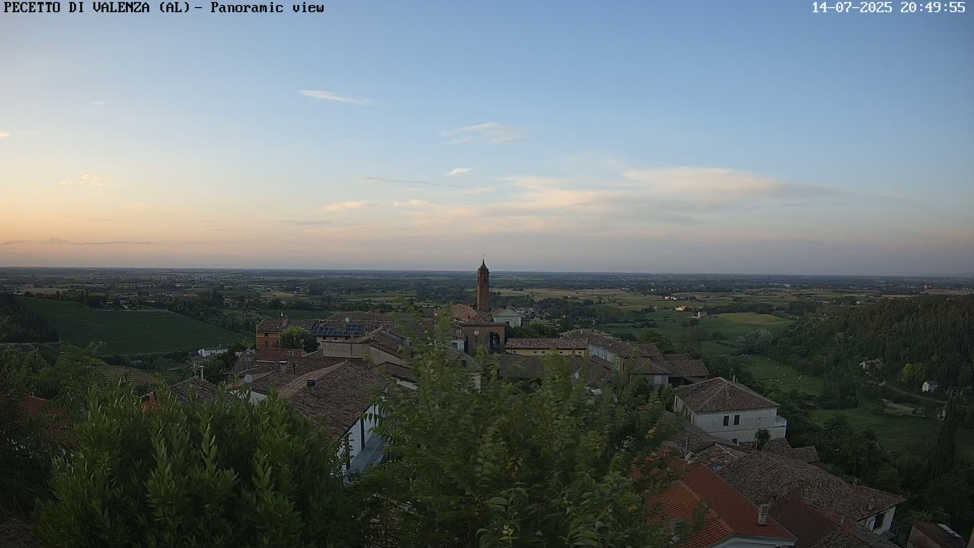 Pecetto di Valenza La Rocca Live Cam - Pecetto di Valenza, Piedmont, Italy