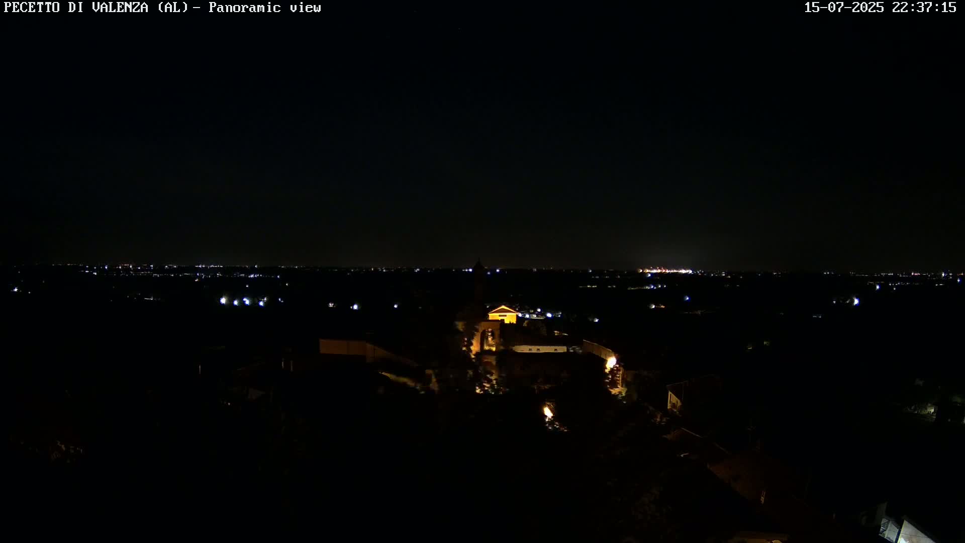 Pecetto di Valenza La Rocca Live Cam - Pecetto di Valenza, Piedmont, Italy