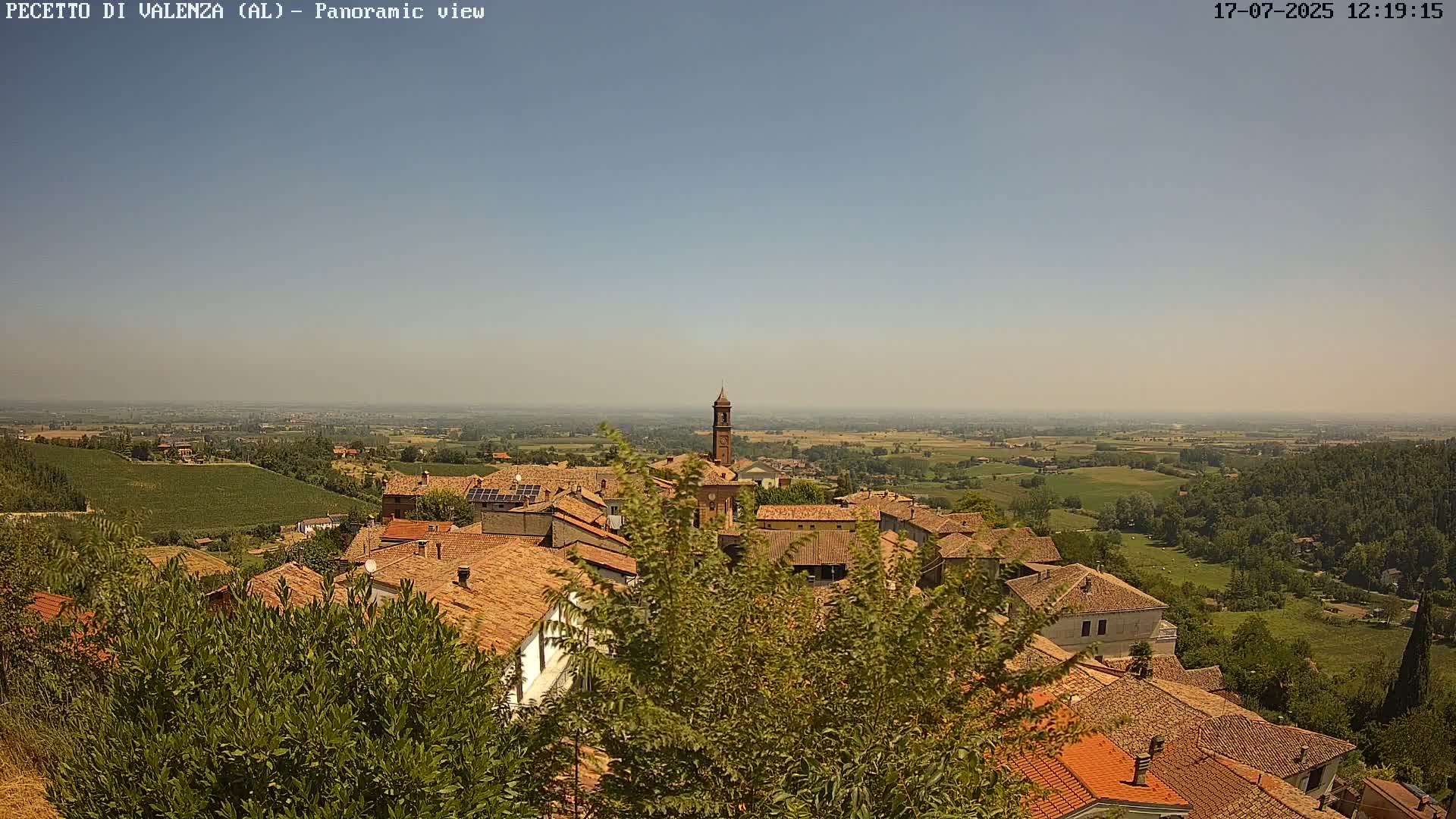 Pecetto di Valenza La Rocca Live Cam - Pecetto di Valenza, Piedmont, Italy