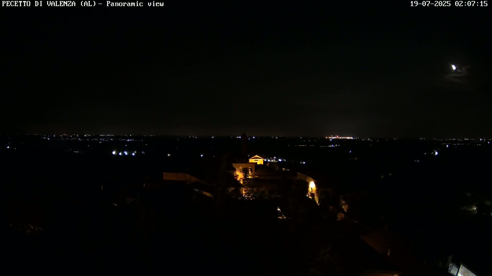 Pecetto di Valenza La Rocca Live Cam - Pecetto di Valenza, Piedmont, Italy