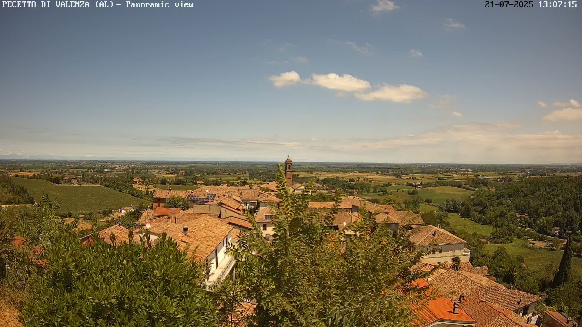 Pecetto di Valenza La Rocca Live Cam - Pecetto di Valenza, Piedmont, Italy