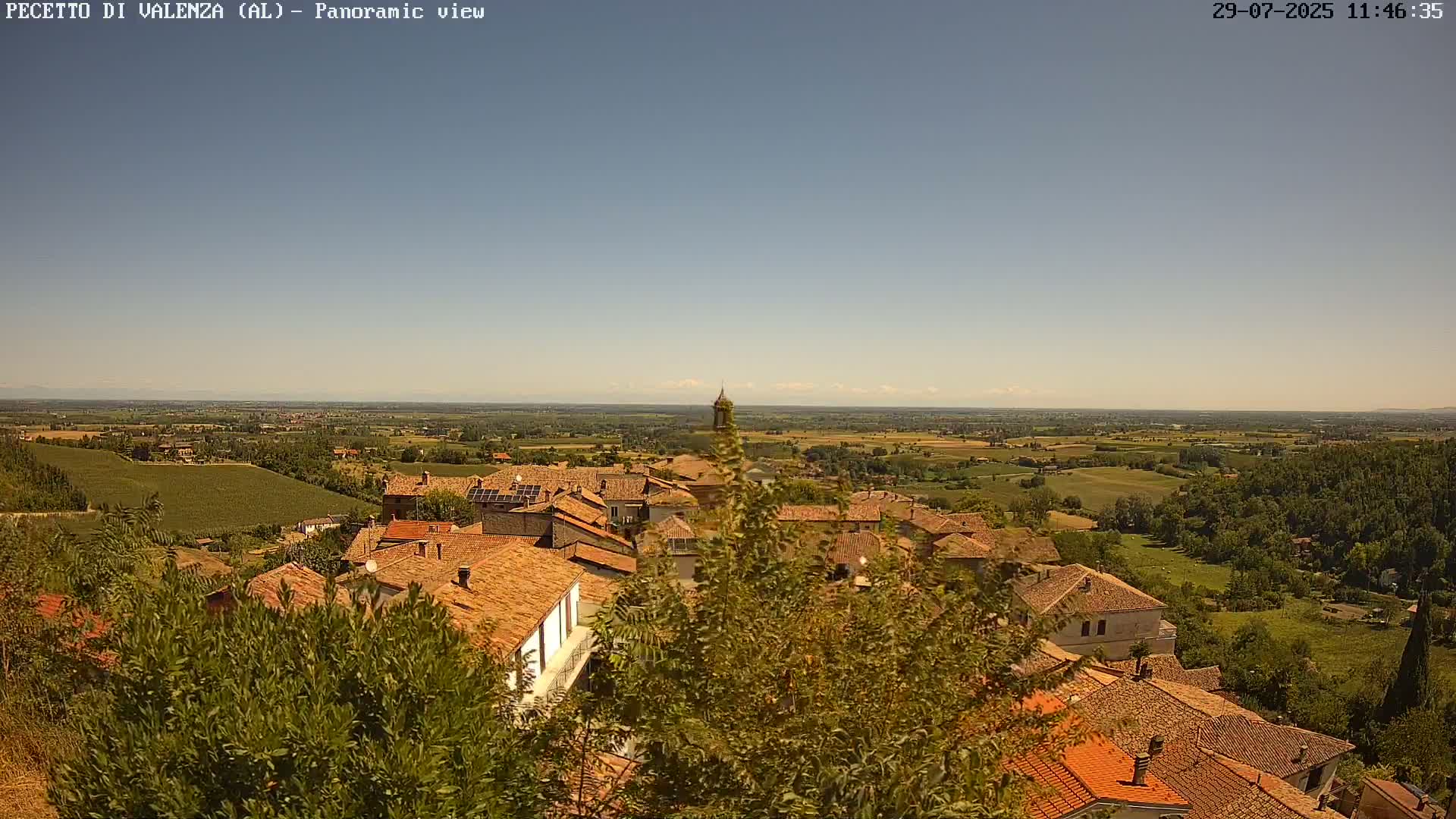 Pecetto di Valenza La Rocca Live Cam - Pecetto di Valenza, Piedmont, Italy