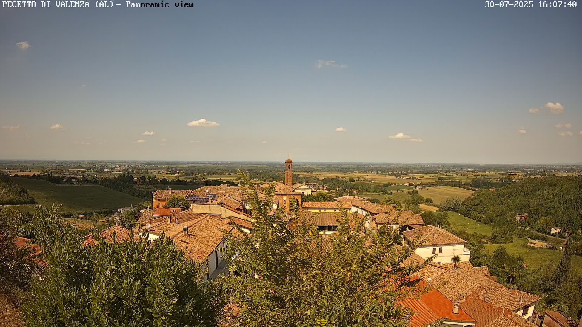 Pecetto di Valenza La Rocca Live Cam - Pecetto di Valenza, Piedmont, Italy