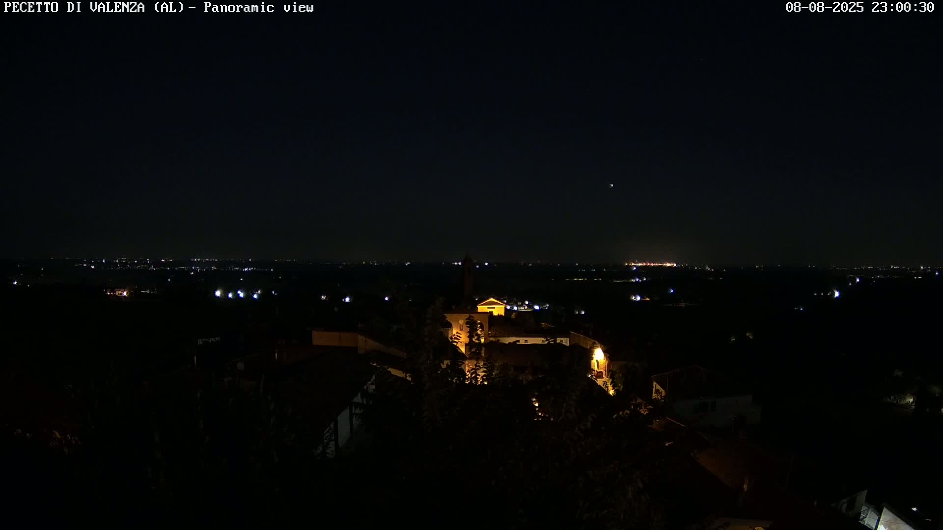 Pecetto di Valenza La Rocca Live Cam - Pecetto di Valenza, Piedmont, Italy