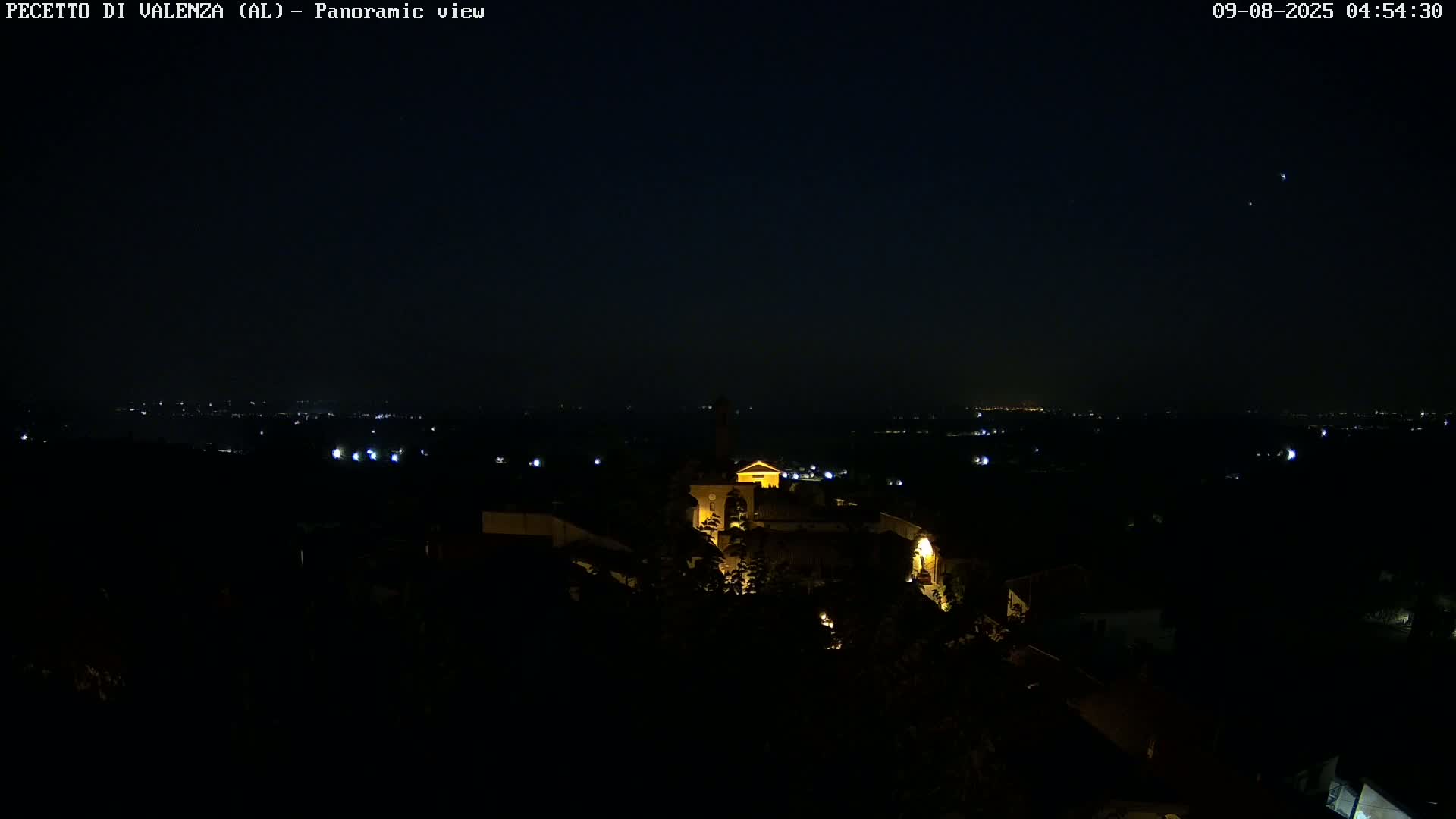 Pecetto di Valenza La Rocca Live Cam - Pecetto di Valenza, Piedmont, Italy