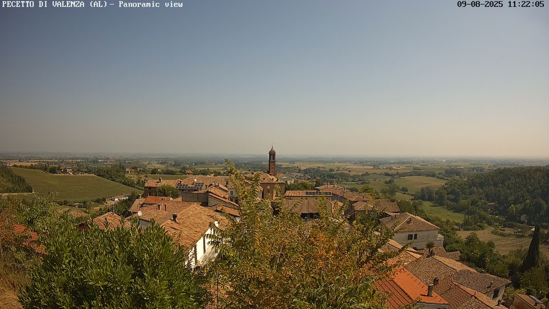 Pecetto di Valenza La Rocca Live Cam - Pecetto di Valenza, Piedmont, Italy