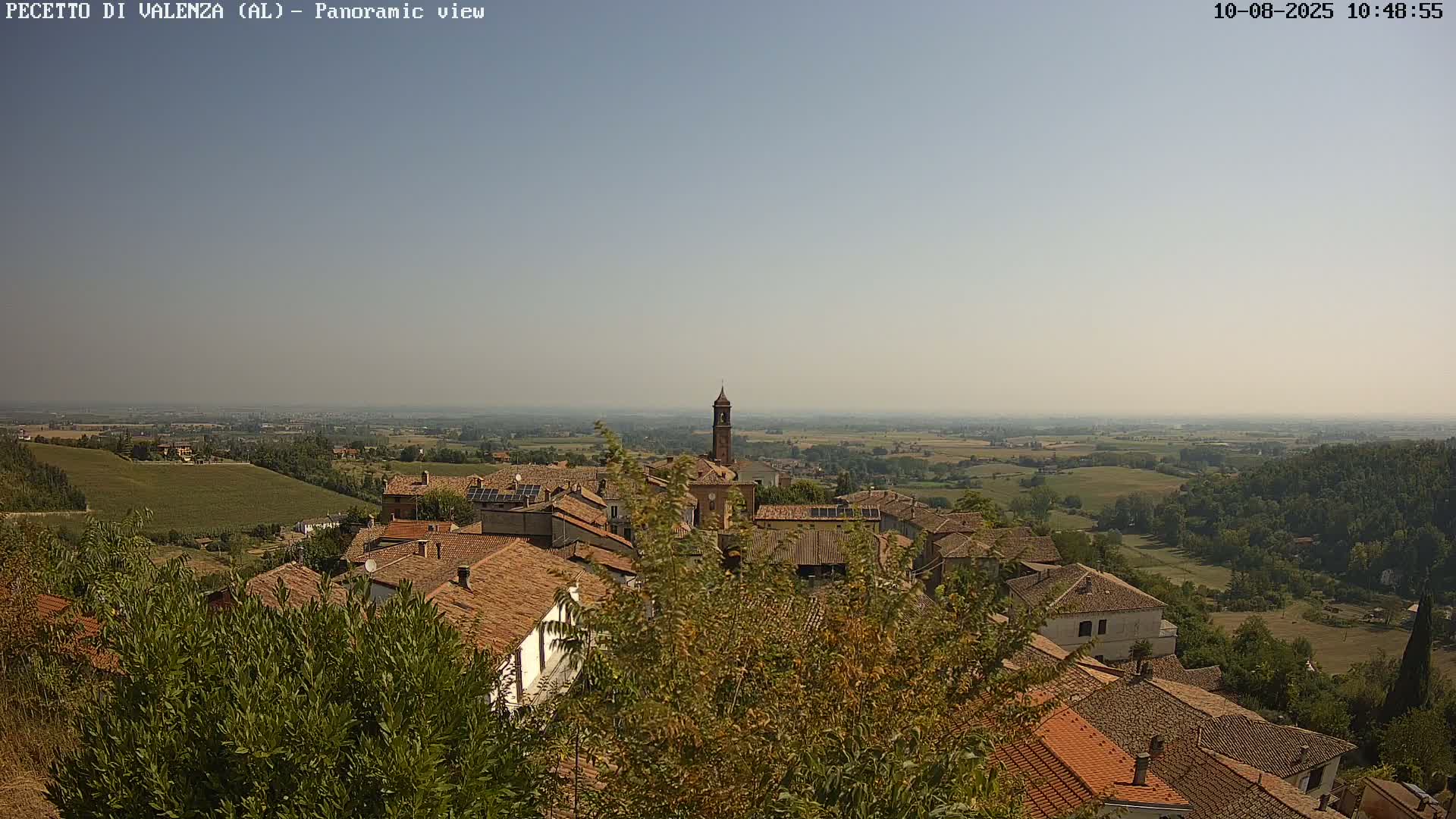 Pecetto di Valenza La Rocca Live Cam - Pecetto di Valenza, Piedmont, Italy
