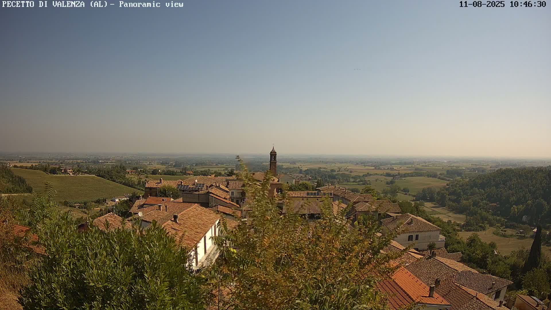 Pecetto di Valenza La Rocca Live Cam - Pecetto di Valenza, Piedmont, Italy