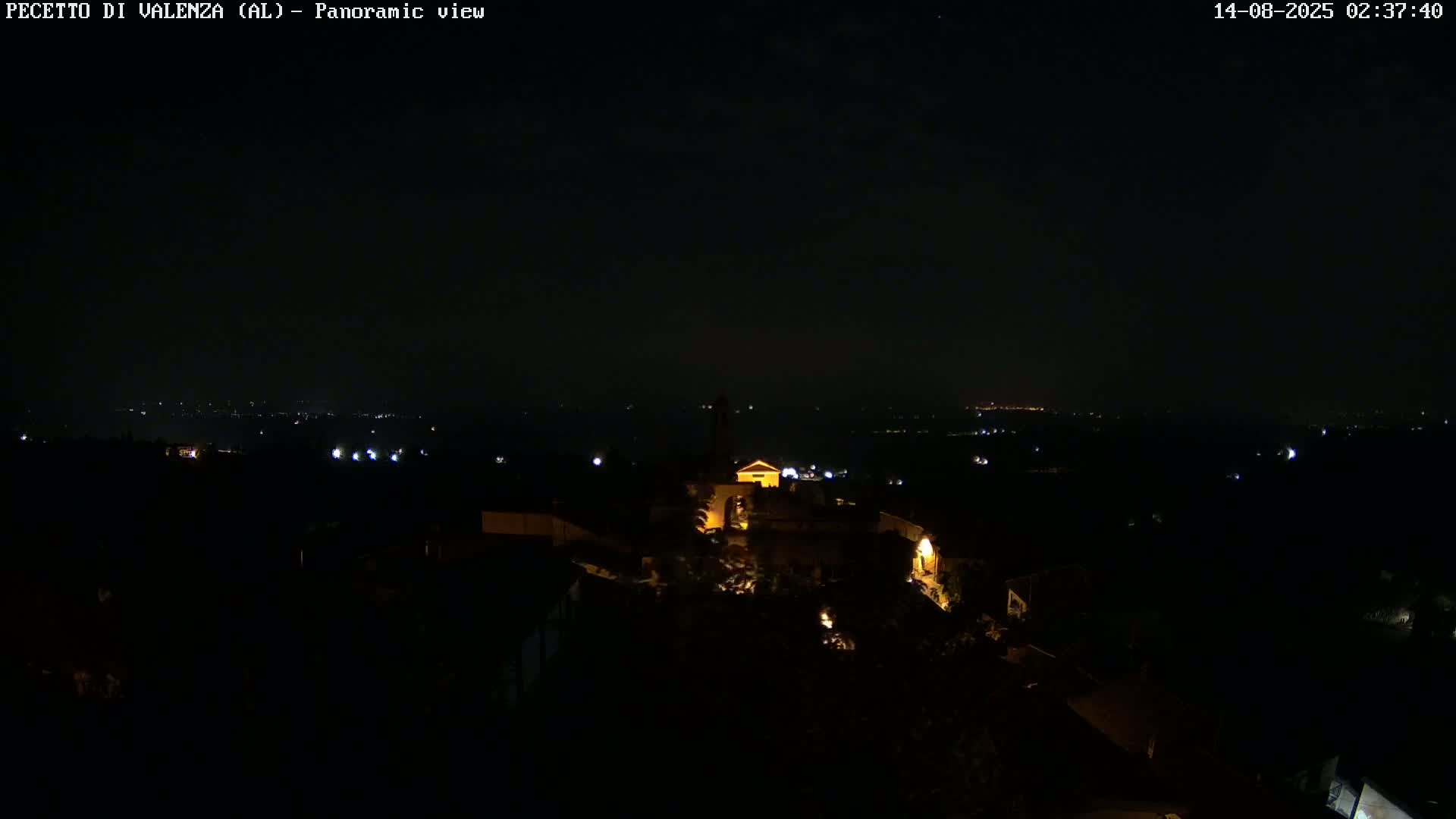Pecetto di Valenza La Rocca Live Cam - Pecetto di Valenza, Piedmont, Italy