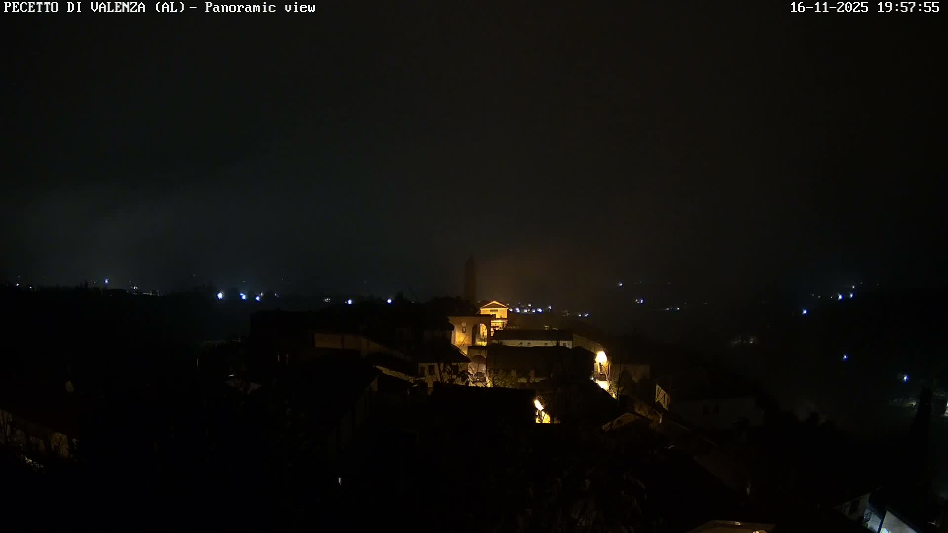 Pecetto di Valenza La Rocca Live Cam - Pecetto di Valenza, Piedmont, Italy