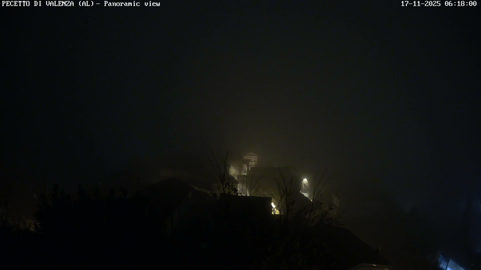 Pecetto di Valenza La Rocca Live Cam - Pecetto di Valenza, Piedmont, Italy