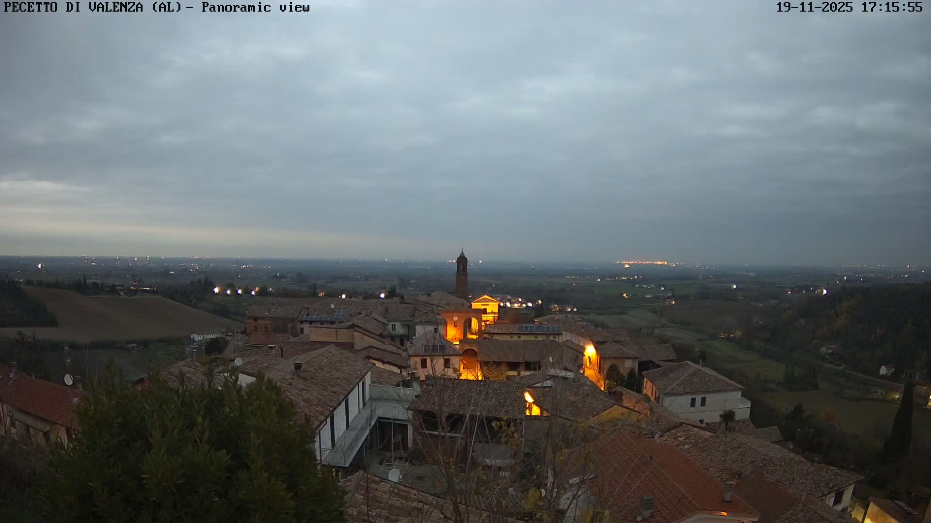 Pecetto di Valenza La Rocca Live Cam - Pecetto di Valenza, Piedmont, Italy