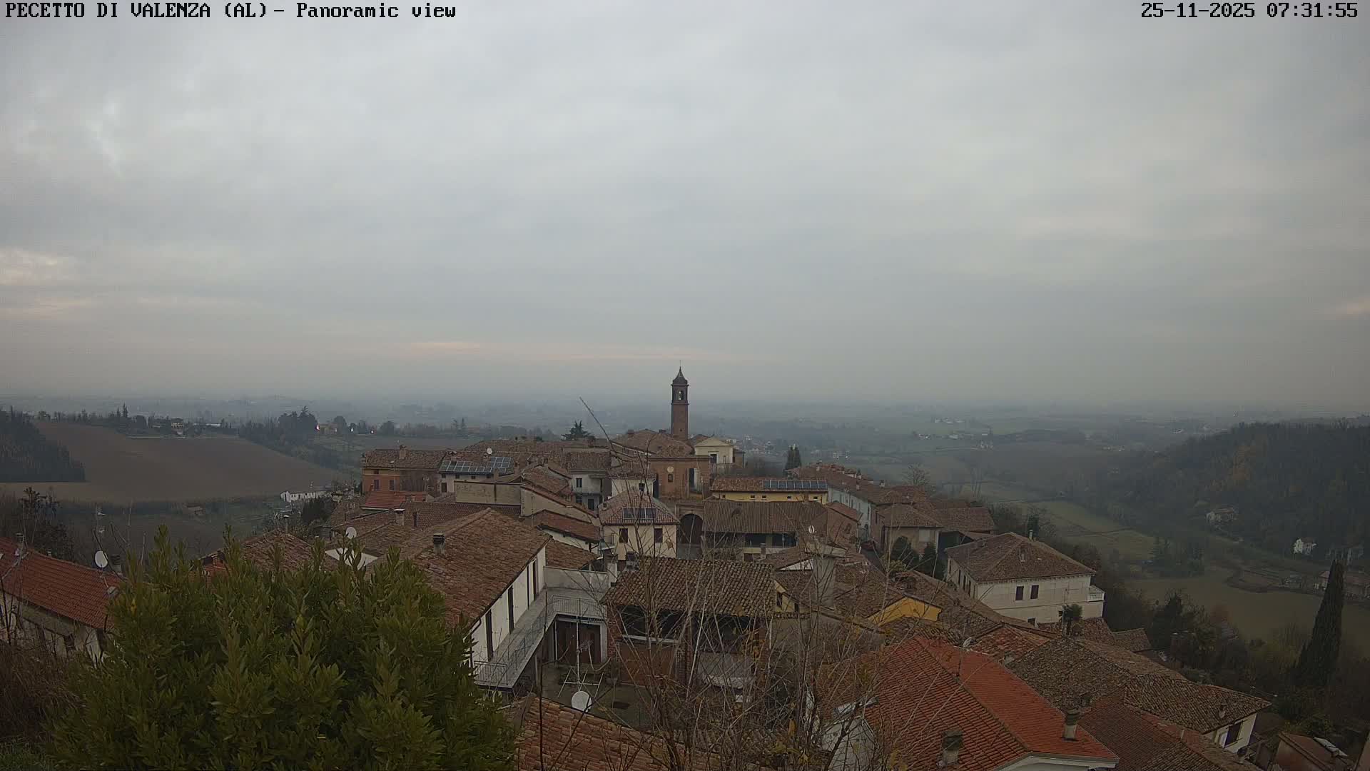 Pecetto di Valenza La Rocca Live Cam - Pecetto di Valenza, Piedmont, Italy