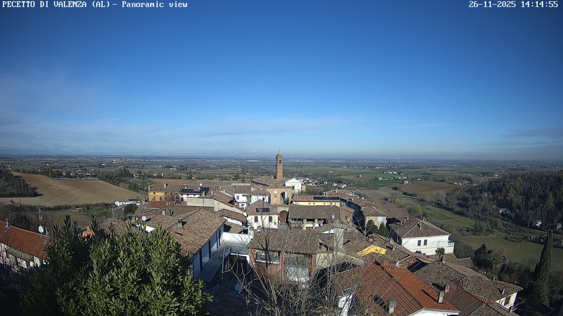Pecetto di Valenza La Rocca Live Cam - Pecetto di Valenza, Piedmont, Italy