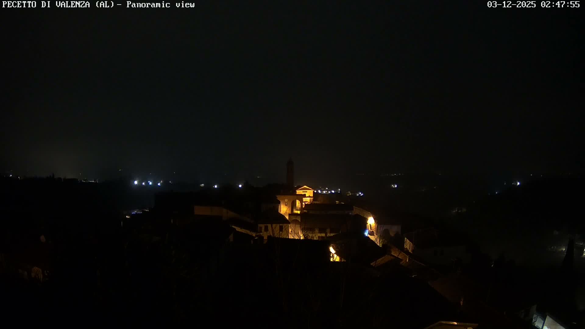 Pecetto di Valenza La Rocca Live Cam - Pecetto di Valenza, Piedmont, Italy