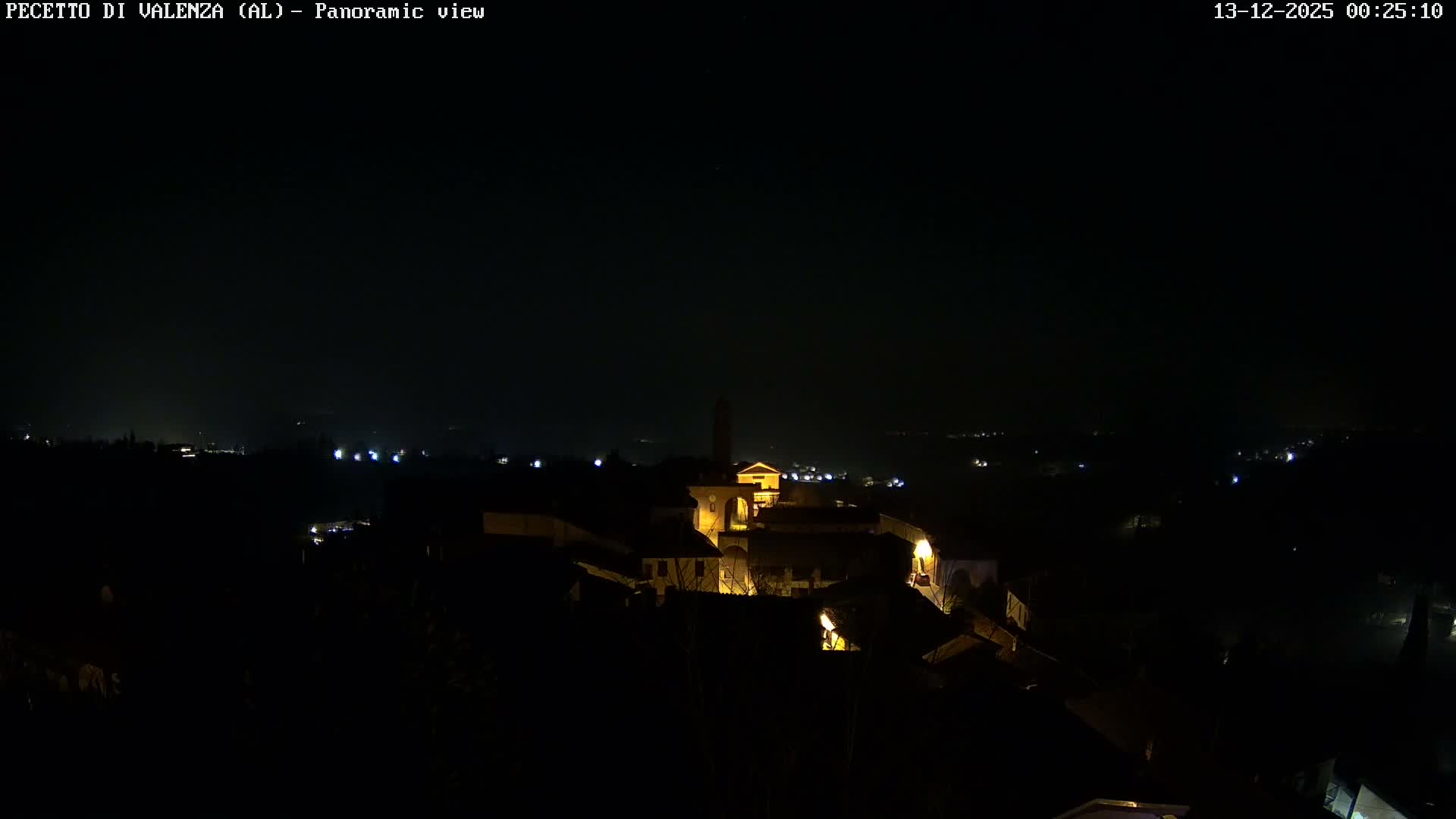 Pecetto di Valenza La Rocca Live Cam - Pecetto di Valenza, Piedmont, Italy