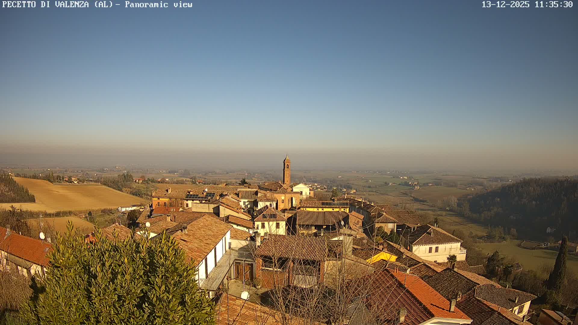Pecetto di Valenza La Rocca Live Cam - Pecetto di Valenza, Piedmont, Italy