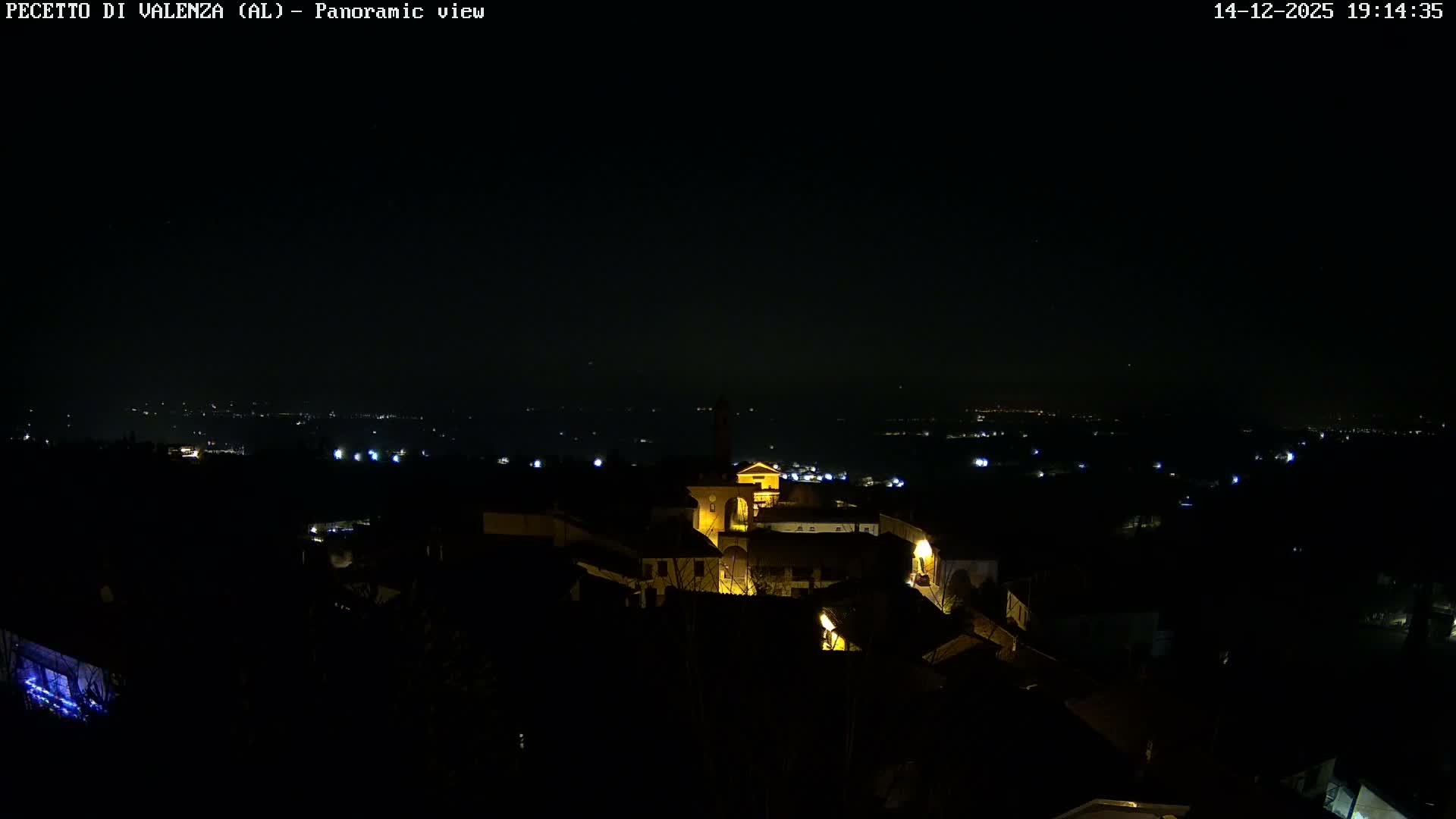 Pecetto di Valenza La Rocca Live Cam - Pecetto di Valenza, Piedmont, Italy