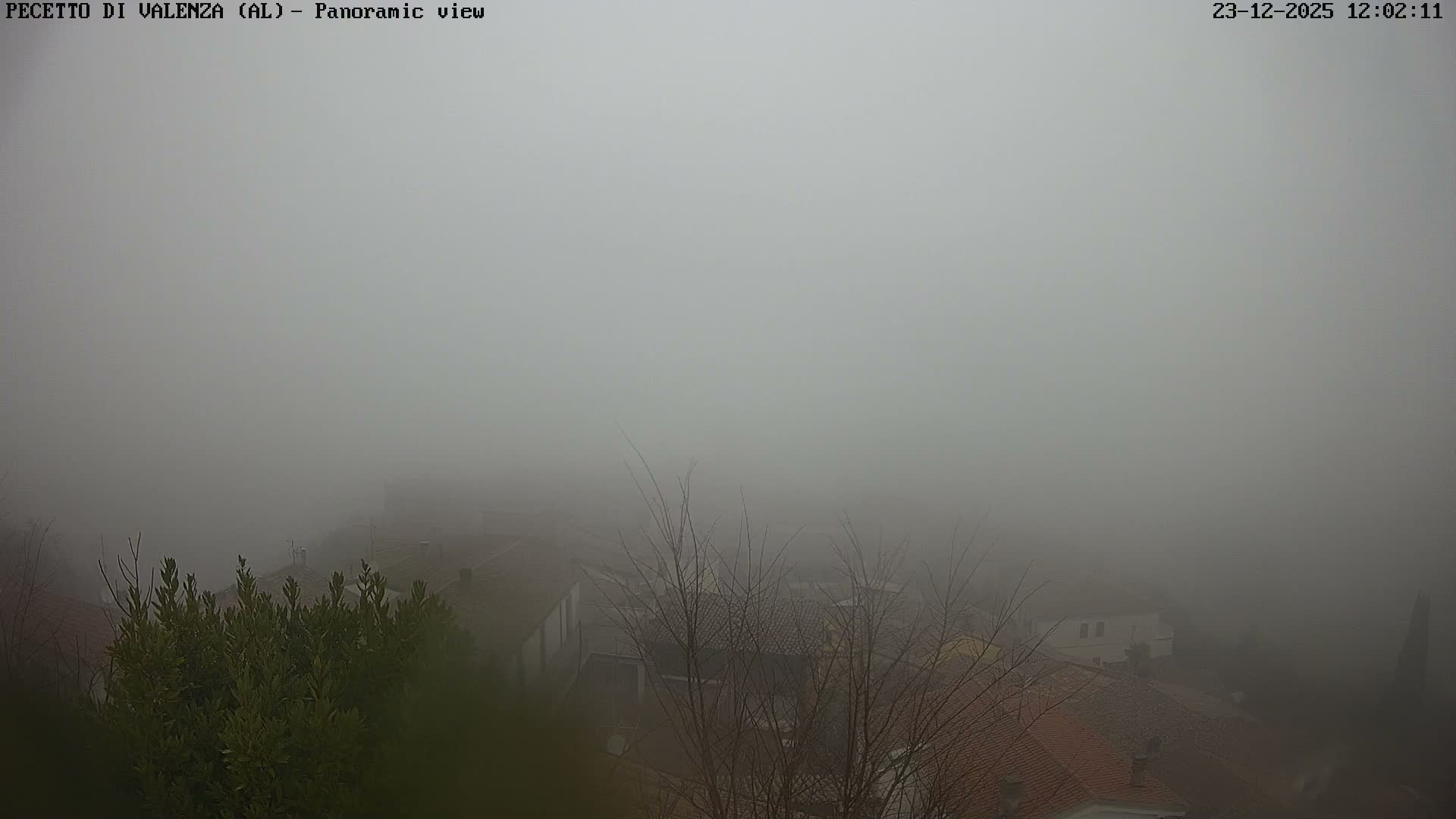 Pecetto di Valenza La Rocca Live Cam - Pecetto di Valenza, Piedmont, Italy