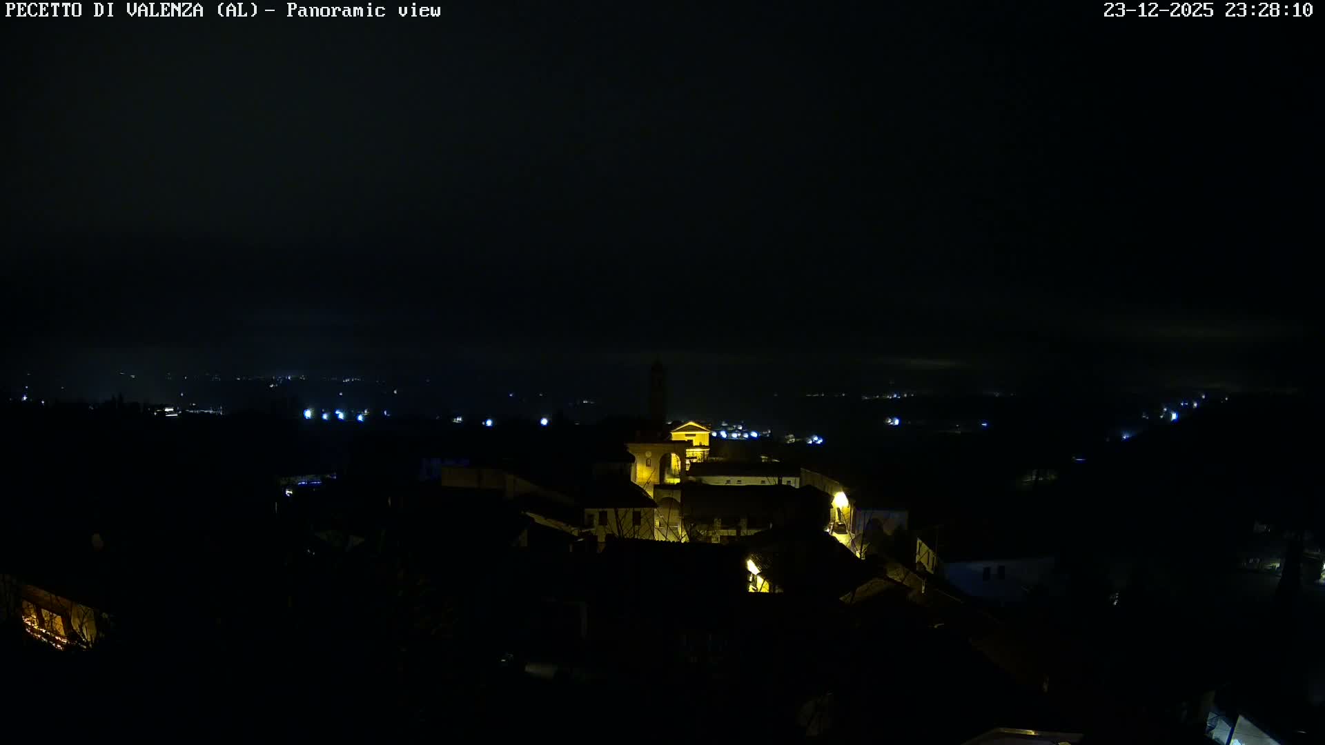Pecetto di Valenza La Rocca Live Cam - Pecetto di Valenza, Piedmont, Italy