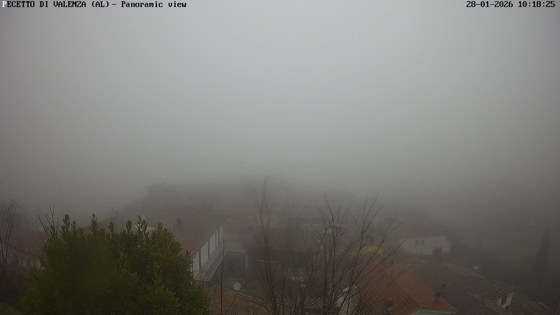 Pecetto di Valenza La Rocca Live Cam - Pecetto di Valenza, Piedmont, Italy