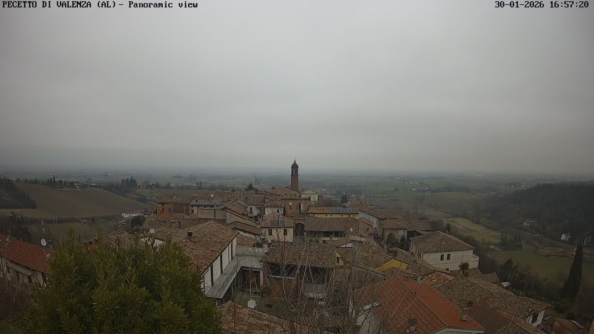 Pecetto di Valenza La Rocca Live Cam - Pecetto di Valenza, Piedmont, Italy