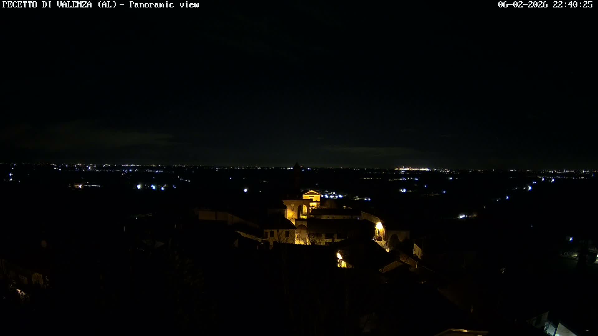 Pecetto di Valenza La Rocca Live Cam - Pecetto di Valenza, Piedmont, Italy