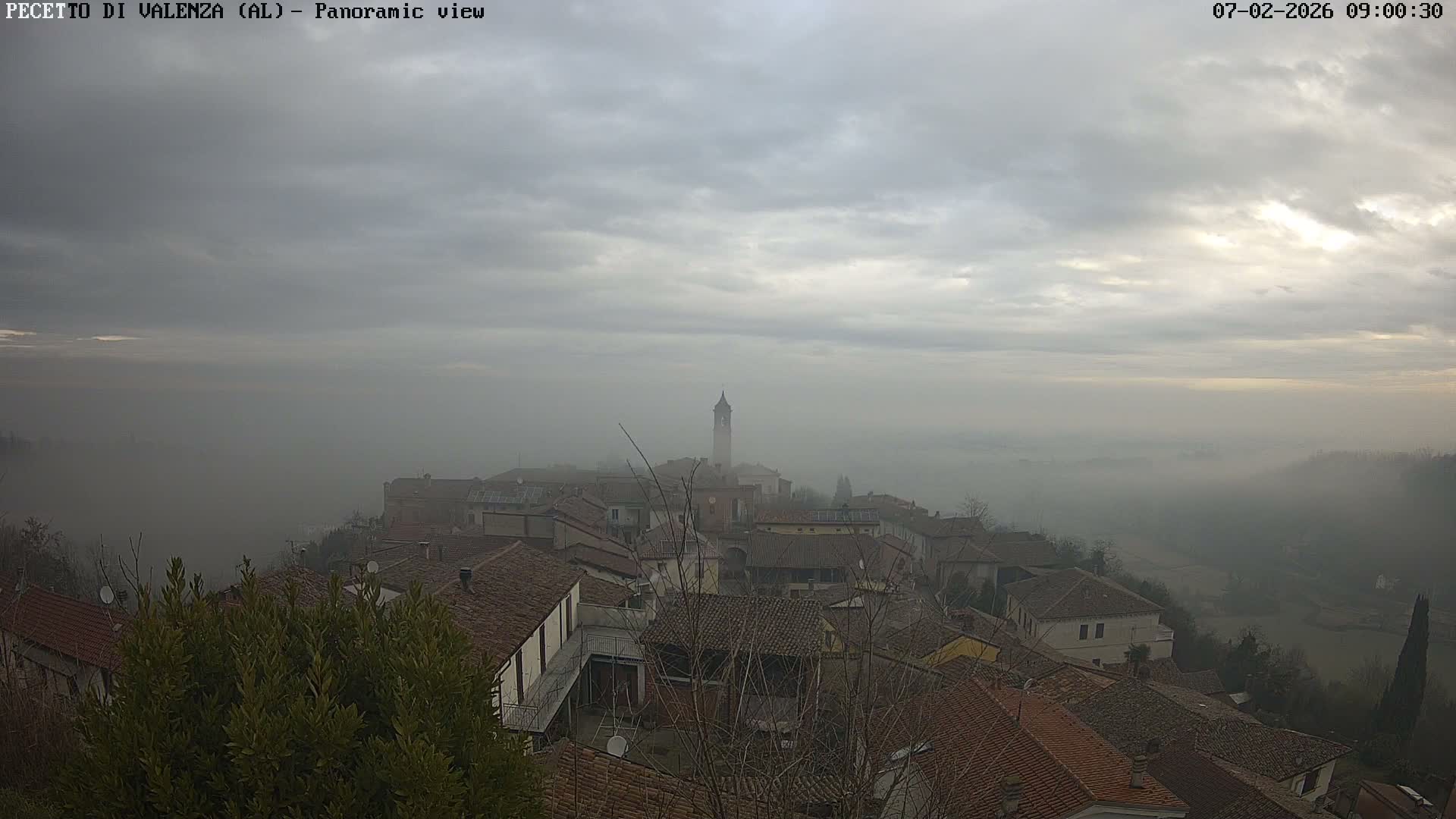 Pecetto di Valenza La Rocca Live Cam - Pecetto di Valenza, Piedmont, Italy
