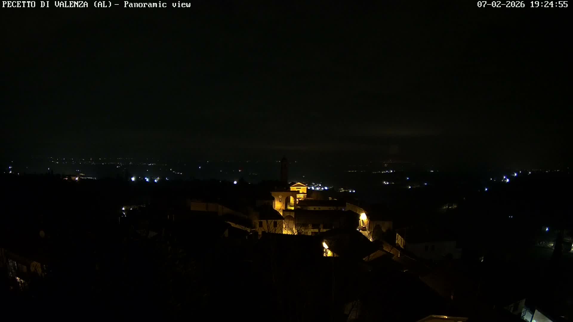 Pecetto di Valenza La Rocca Live Cam - Pecetto di Valenza, Piedmont, Italy