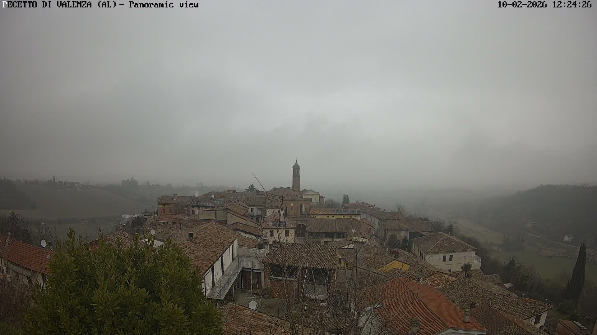 Pecetto di Valenza La Rocca Live Cam - Pecetto di Valenza, Piedmont, Italy