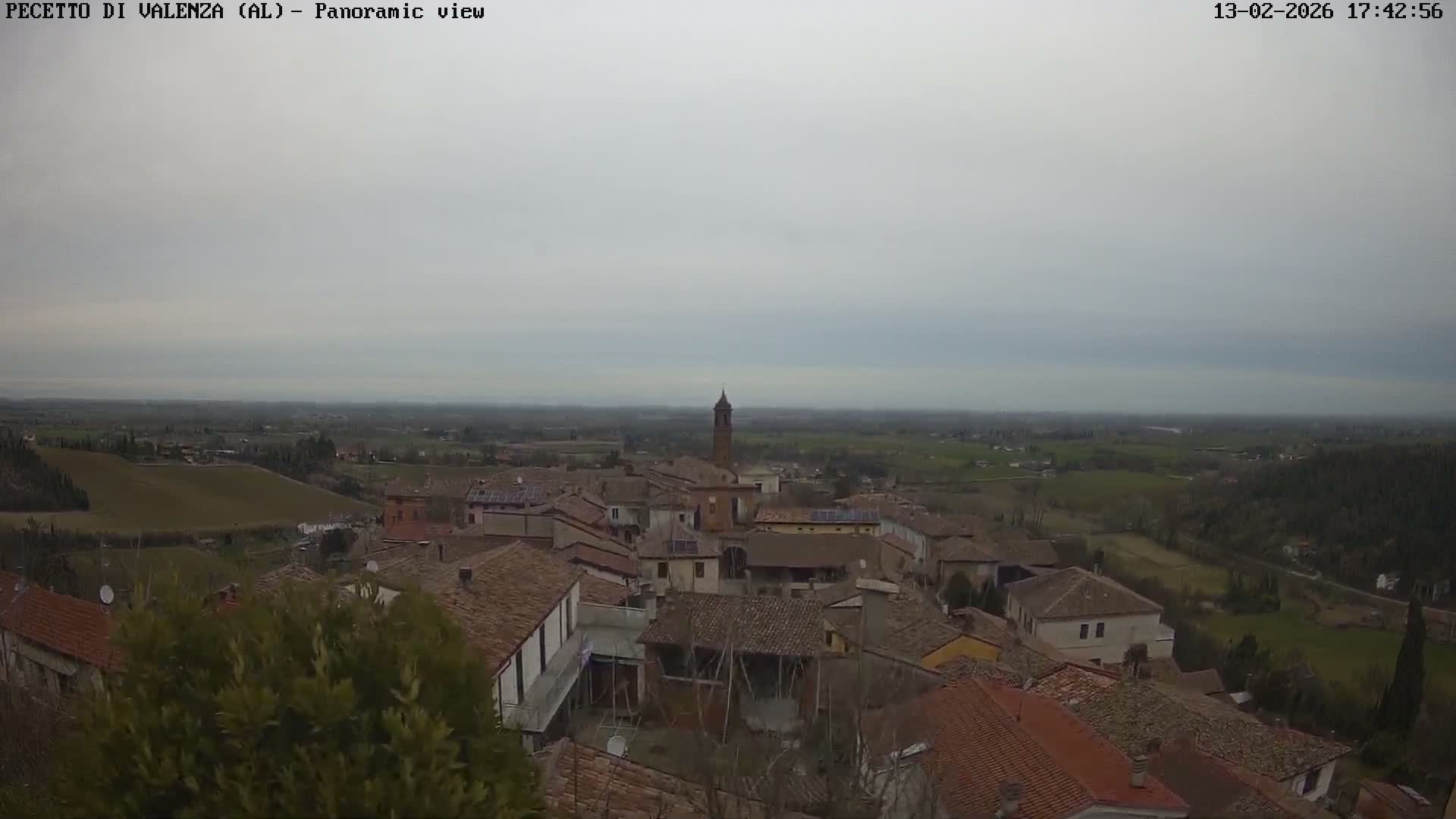 Pecetto di Valenza La Rocca Live Cam - Pecetto di Valenza, Piedmont, Italy