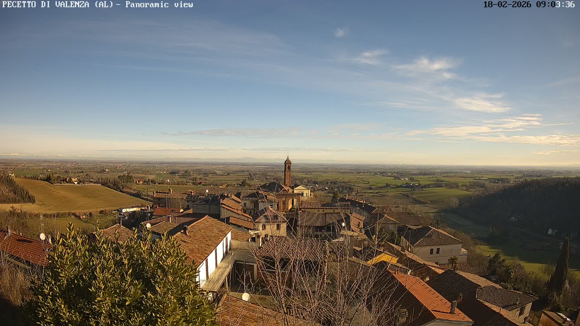 Pecetto di Valenza La Rocca Live Cam - Pecetto di Valenza, Piedmont, Italy